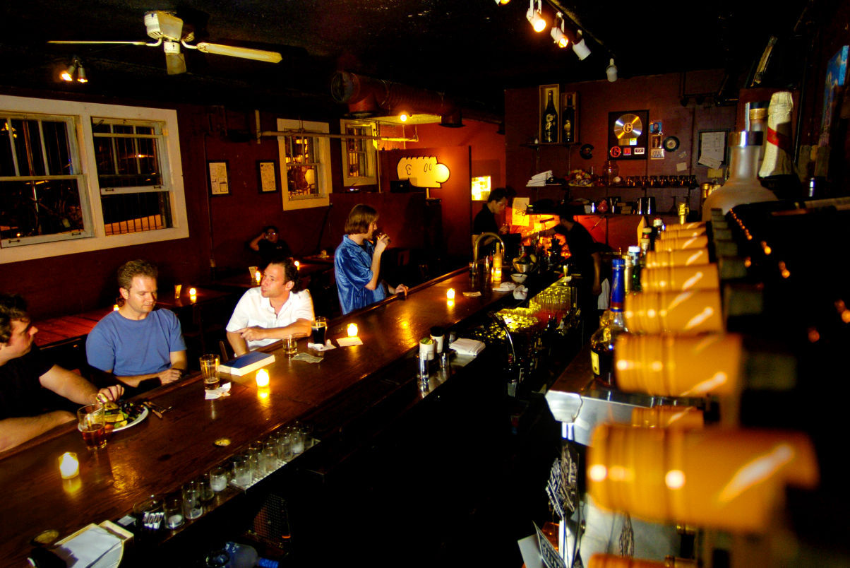 Cafe Montmarte